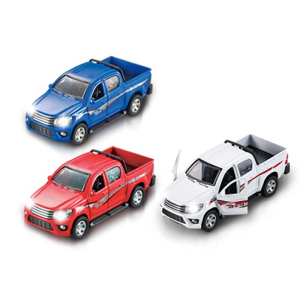 1:32 Toyota Pickup Alloy Recoil Open 2-Door Car with Light Music - Style May Vary