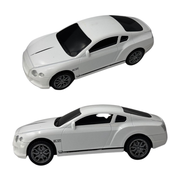 1:24 Die-Cast Car Model (White)